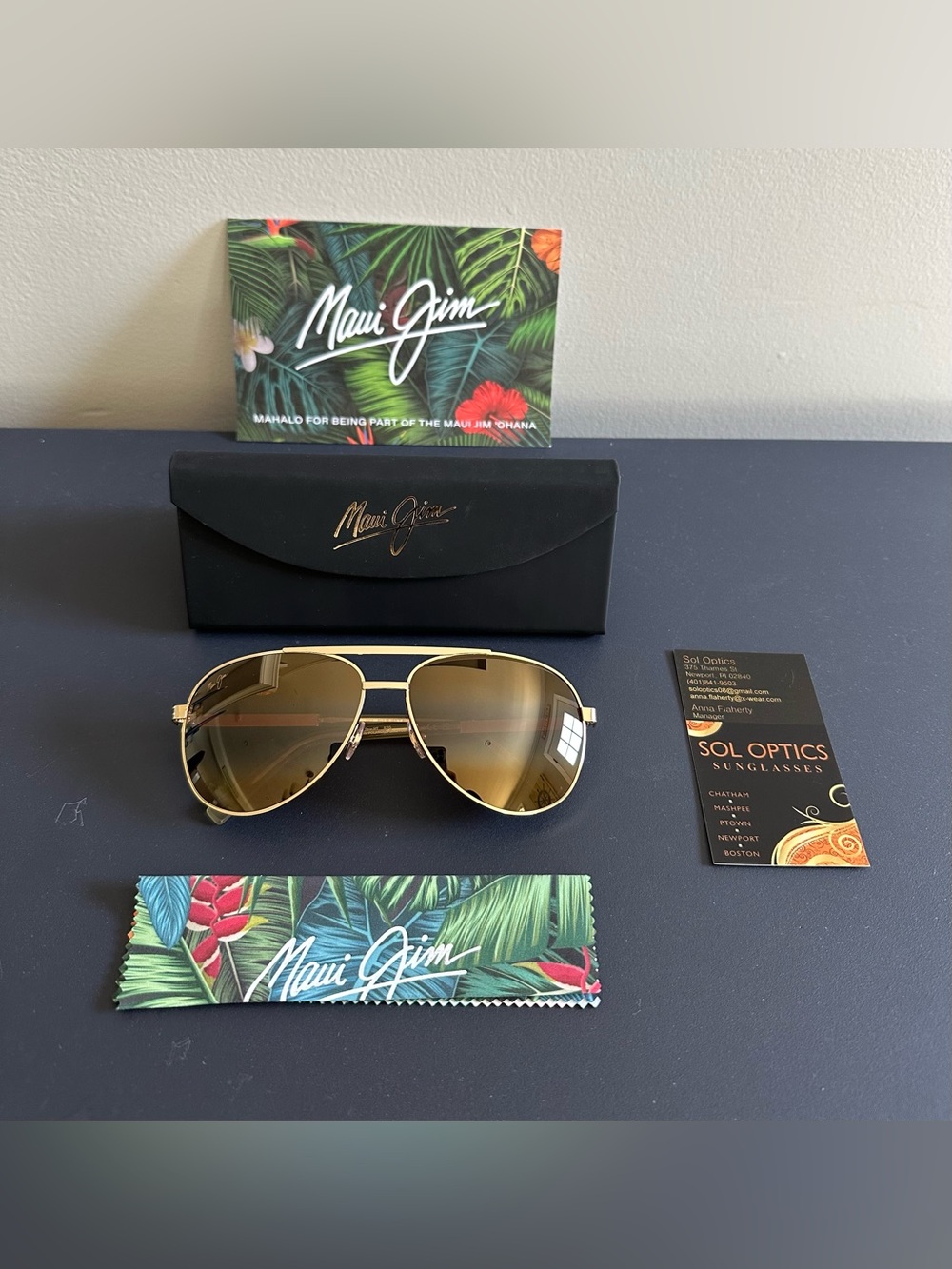 Maui Jim Seacliff H831-16 Gold Polarized Sunglasses HCL Bronze Aviator